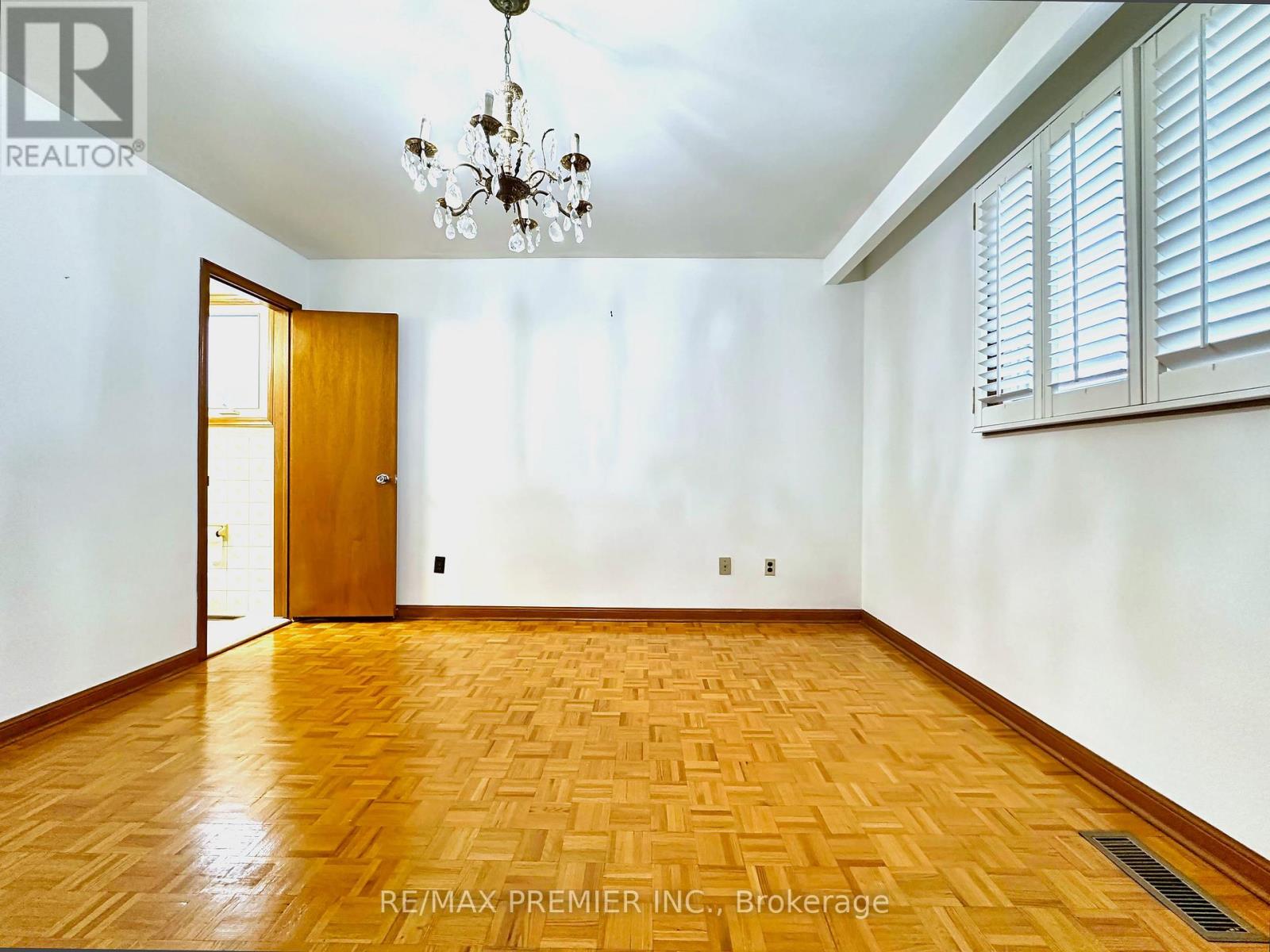 56 Fairchild Avenue, Toronto, Ontario  M2M 1T7 - Photo 33 - C12798332