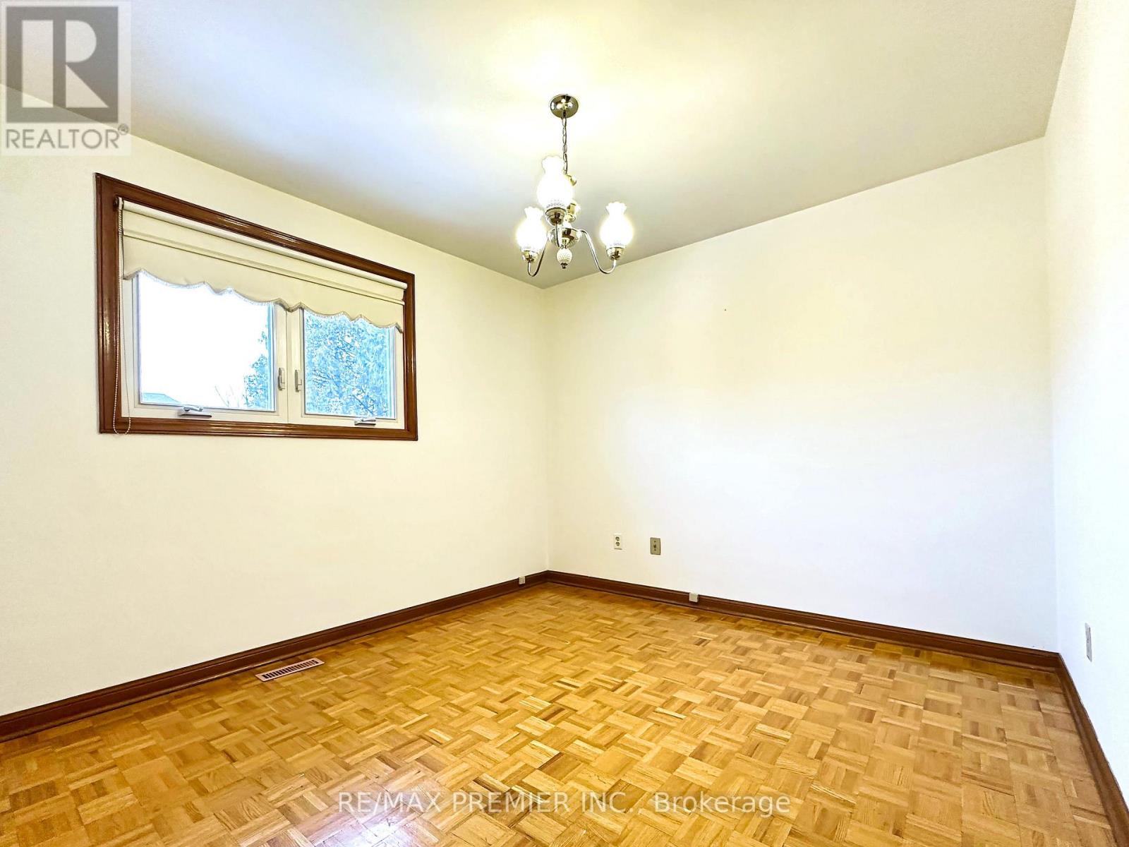 56 Fairchild Avenue, Toronto, Ontario  M2M 1T7 - Photo 34 - C12798332