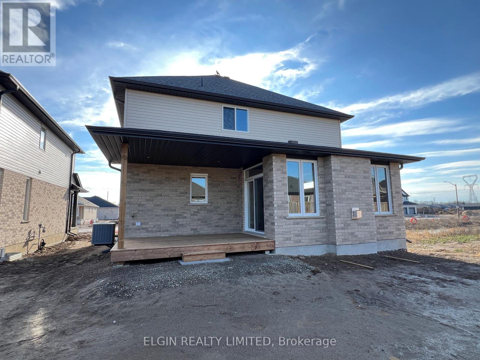 42203 Mcbain Line, Central Elgin, Ontario  N5P 0E4 - Photo 3 - X12576048