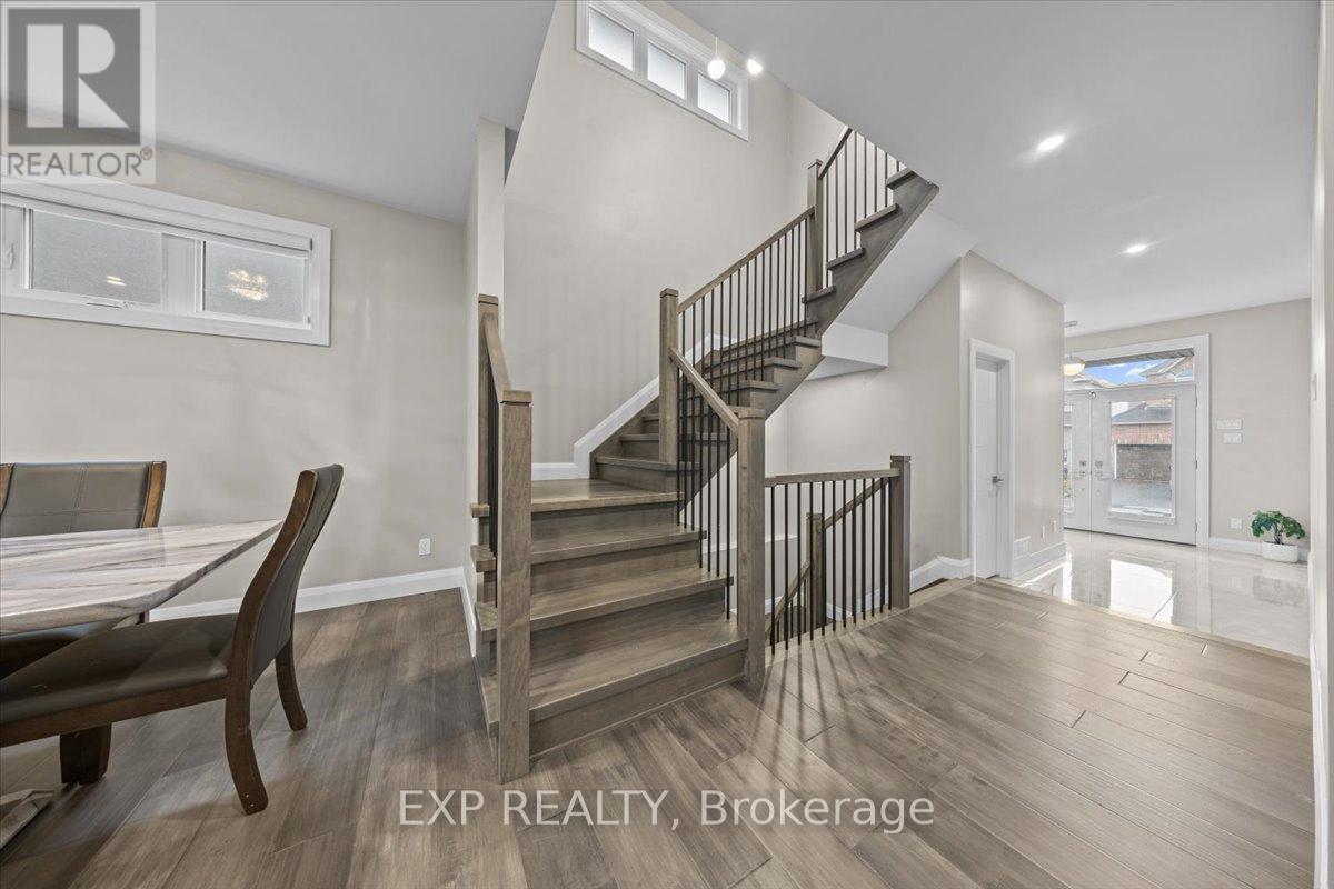 348 Abbeydale Circle, Ottawa, Ontario  K2K 0E9 - Photo 13 - X12662442