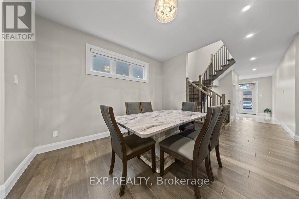 348 Abbeydale Circle, Ottawa, Ontario  K2K 0E9 - Photo 11 - X12662442