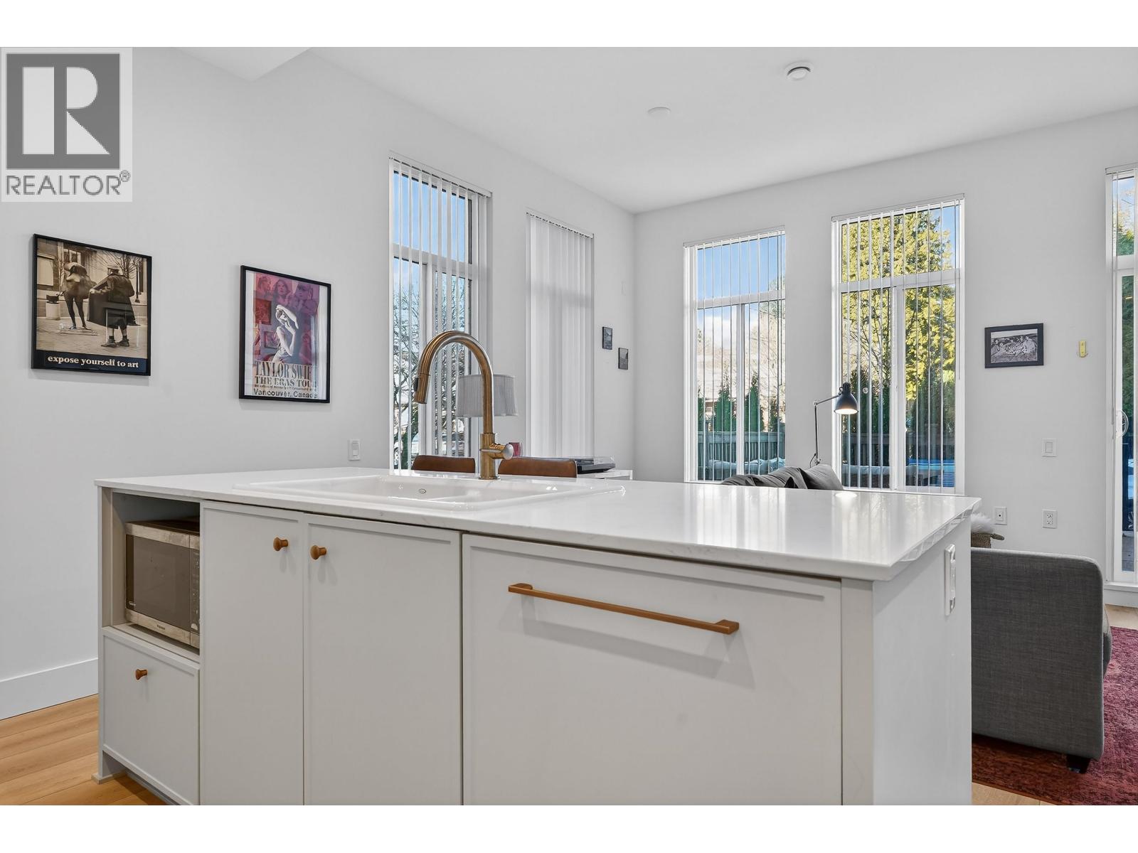 108 708 Edgar Avenue, Coquitlam, British Columbia  V3K 0H3 - Photo 7 - R3091188