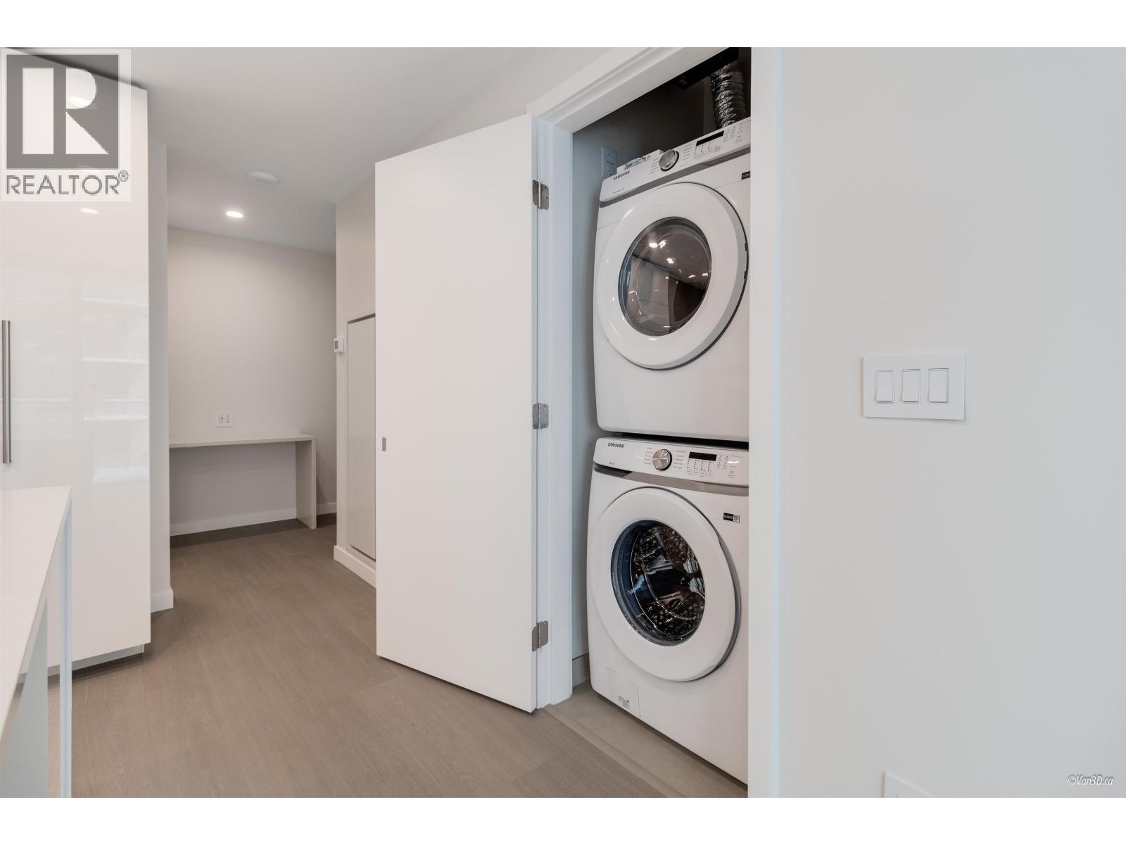 2706 2186 Gilmore Avenue, Burnaby, British Columbia  V5C 6A7 - Photo 12 - R3091191