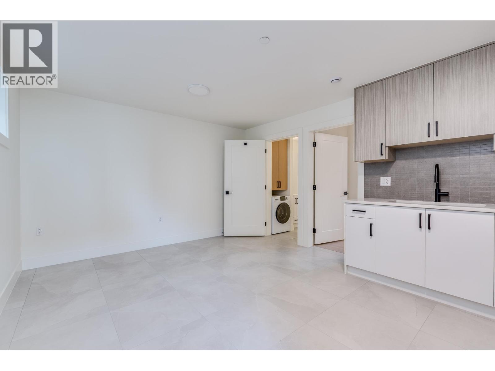 1 2263 E 35th Avenue, Vancouver, British Columbia  V5P 1C1 - Photo 21 - R3091214