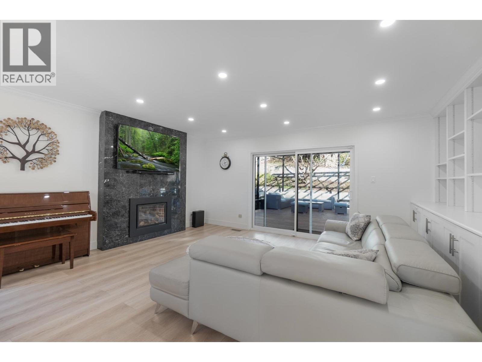 284 Montroyal Boulevard, North Vancouver, British Columbia  V7N 4E5 - Photo 17 - R3091175