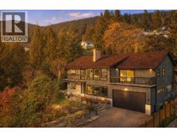 284 MONTROYAL BOULEVARD, North Vancouver, British Columbia