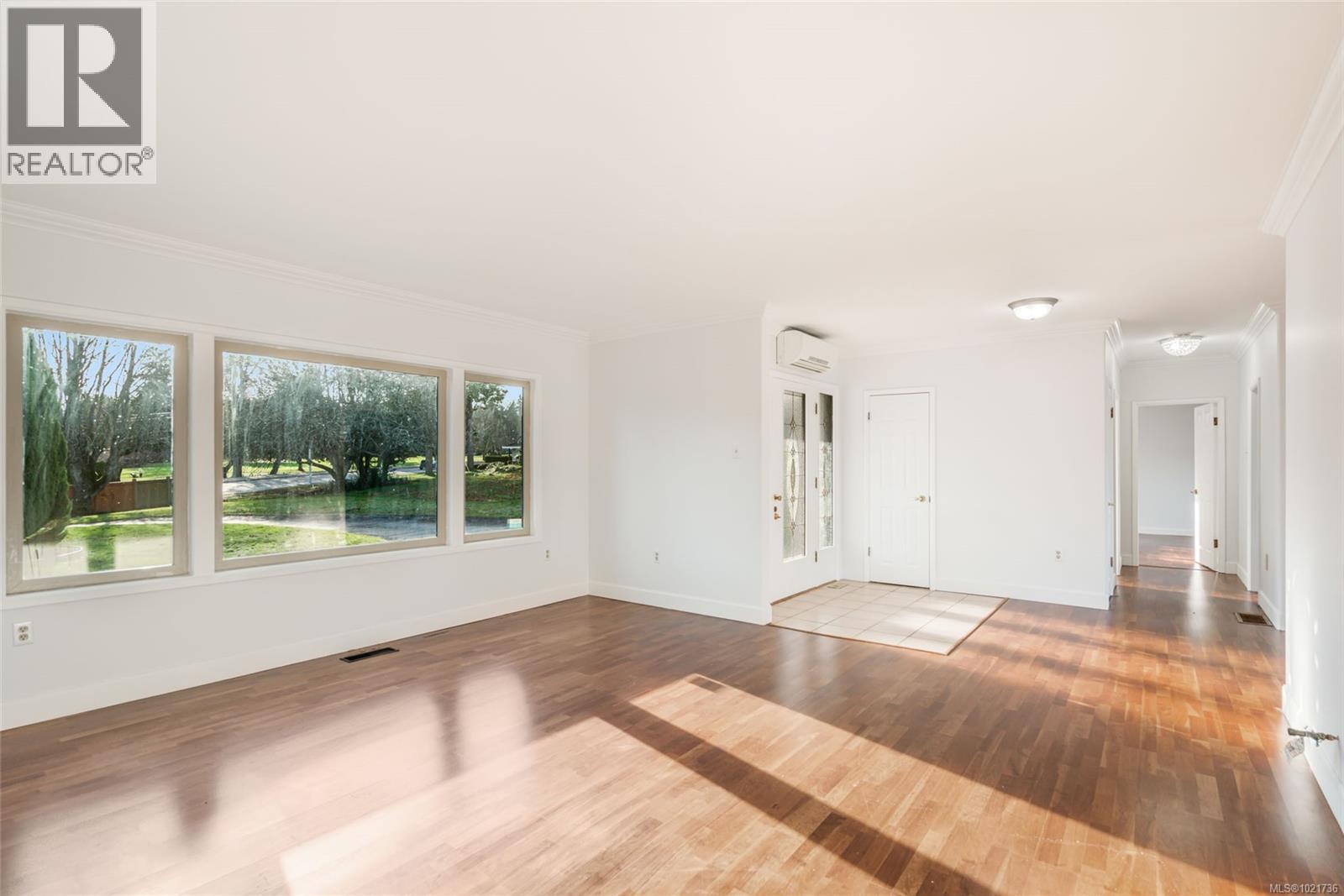 441 Memorial Ave, Qualicum Beach, British Columbia  V9K 1G8 - Photo 8 - 1021736