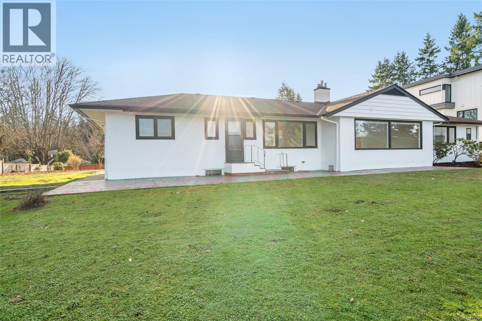 441 Memorial Ave, Qualicum Beach, British Columbia  V9K 1G8 - Photo 41 - 1021736