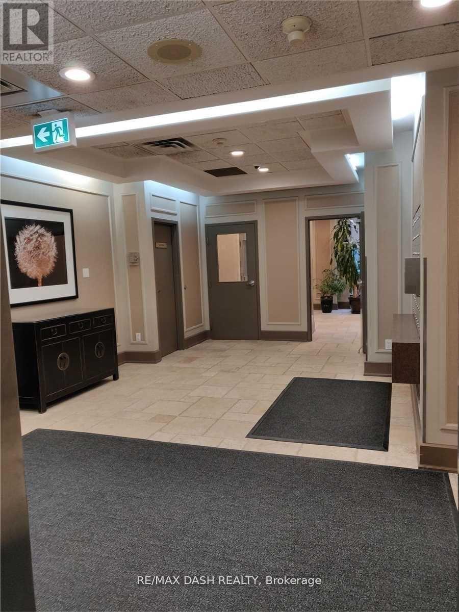 506 - 284 Bloor Street W, Toronto, Ontario  M5S 3B8 - Photo 2 - C12799226