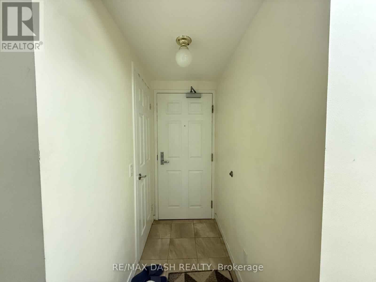 506 - 284 Bloor Street W, Toronto, Ontario  M5S 3B8 - Photo 4 - C12799226