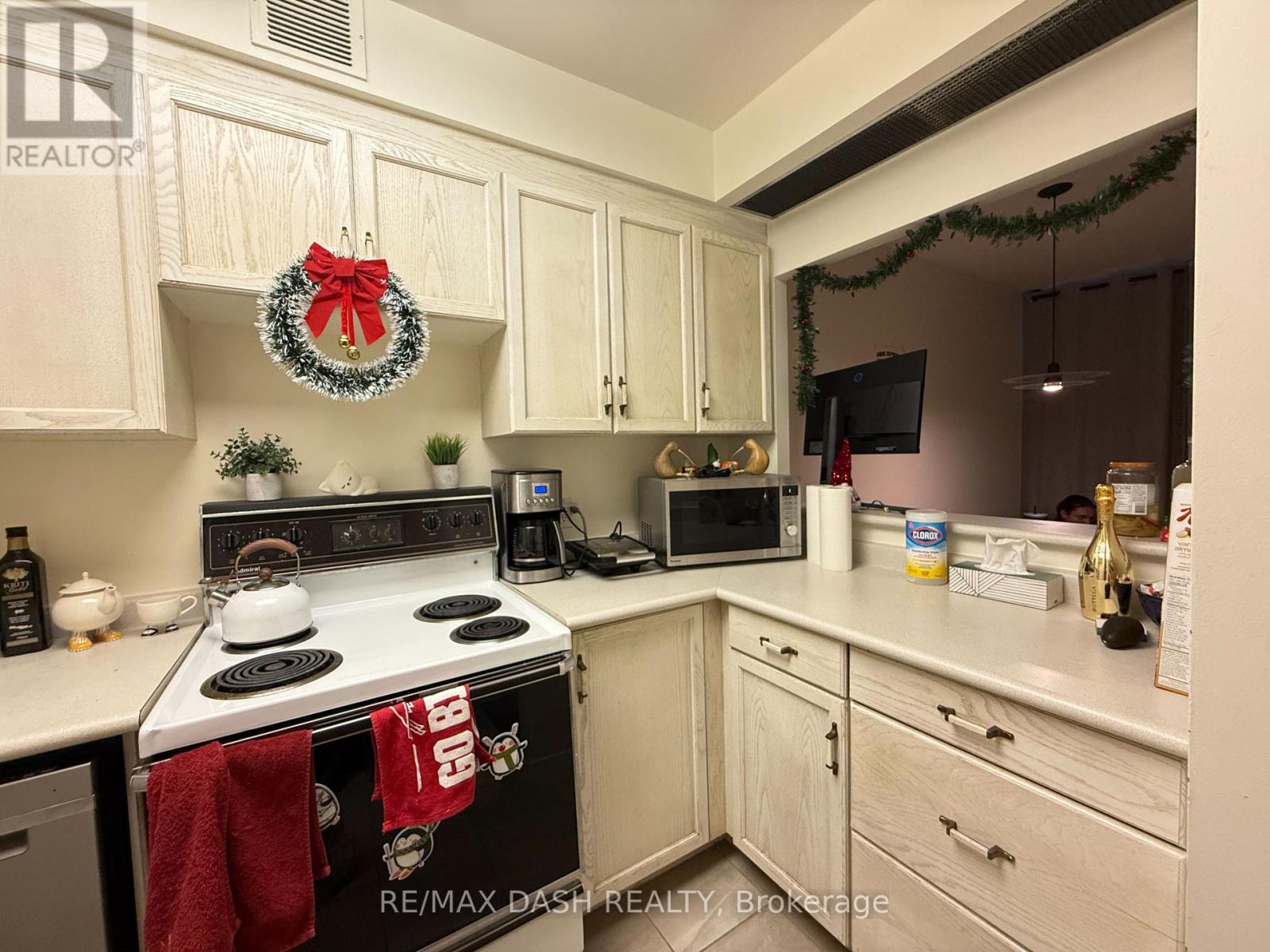 506 - 284 Bloor Street W, Toronto, Ontario  M5S 3B8 - Photo 8 - C12799226