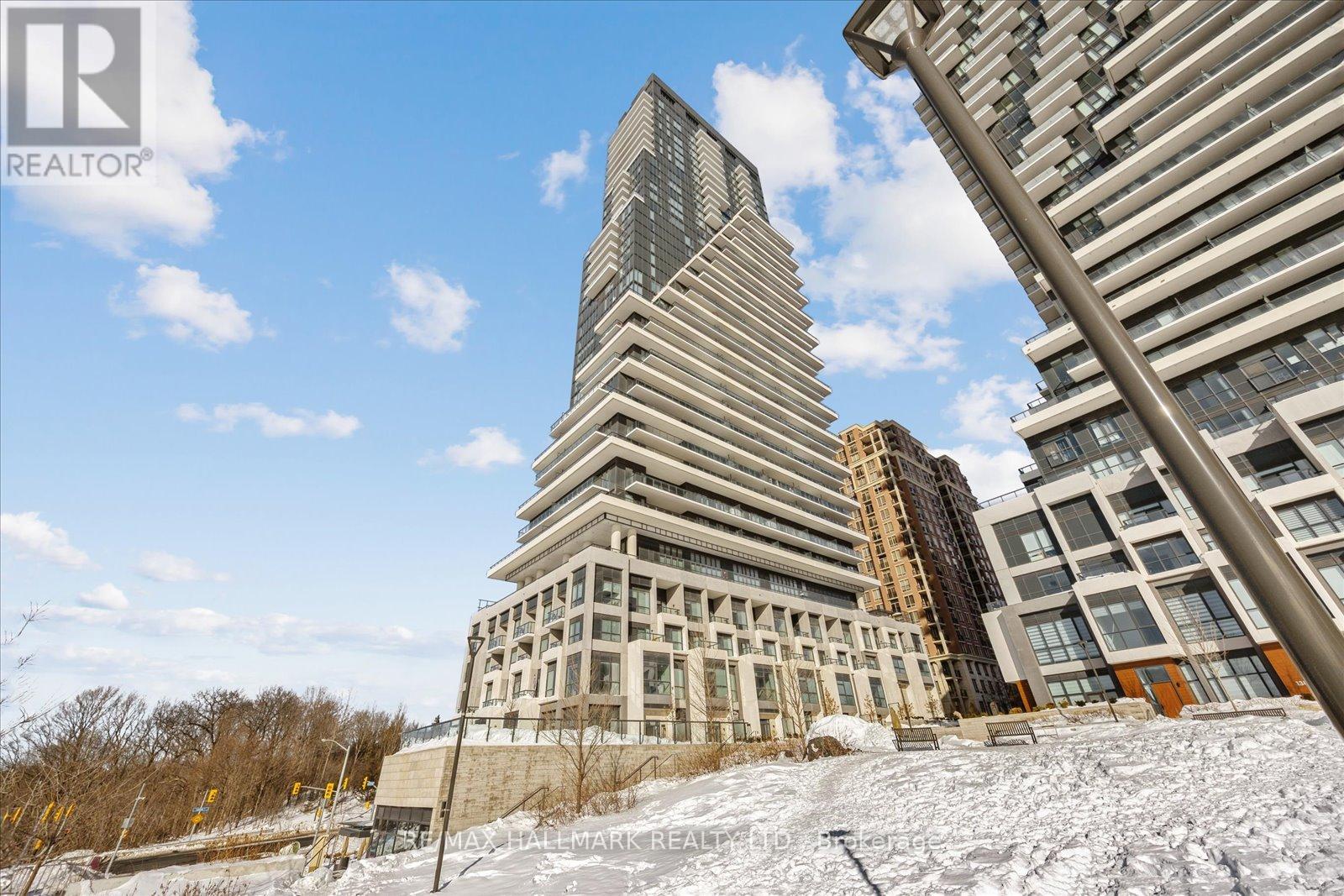 1403 - 10 Inn On The Park Drive, Toronto, Ontario  M3C 0P9 - Photo 2 - C12799240