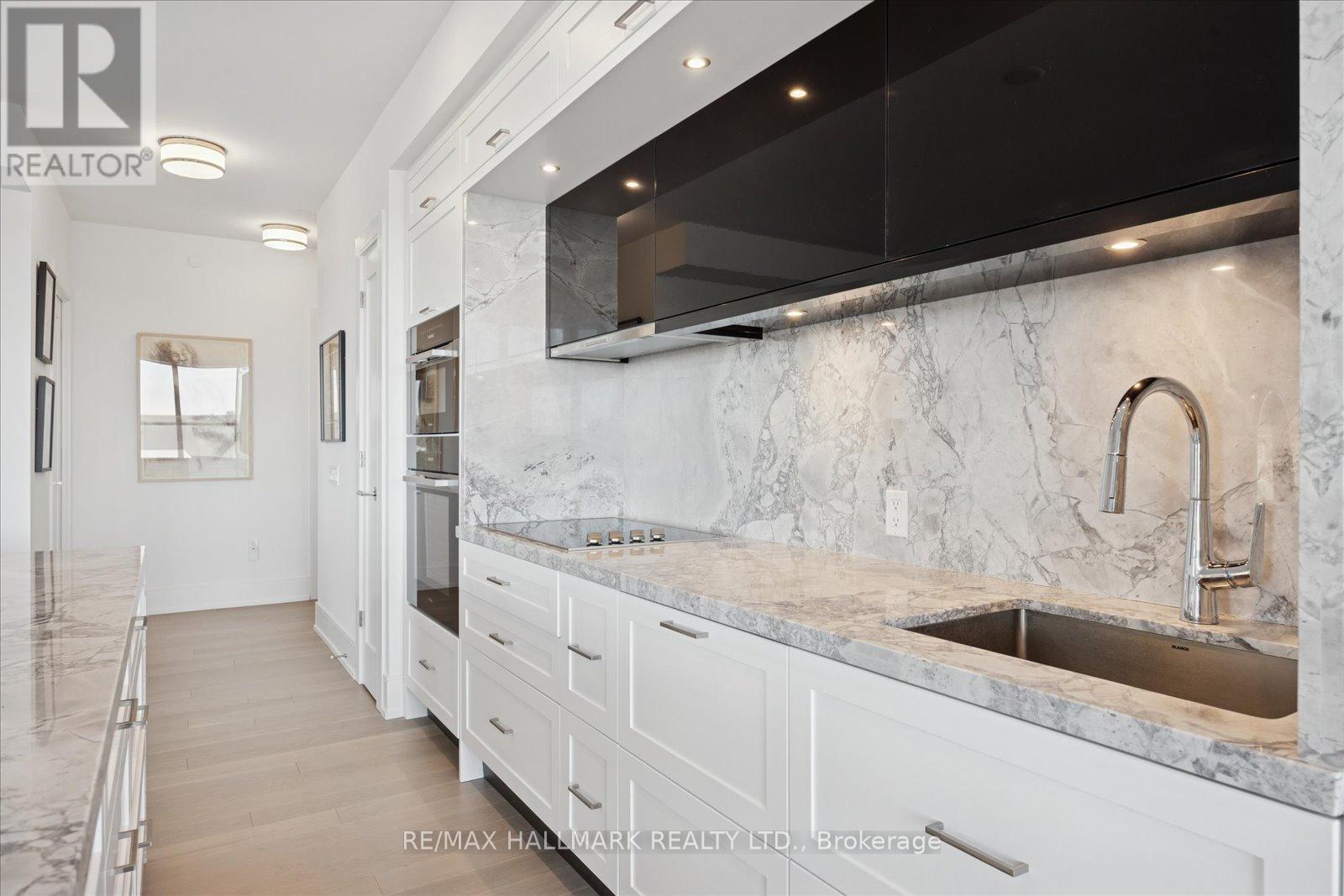 1403 - 10 Inn On The Park Drive, Toronto, Ontario  M3C 0P9 - Photo 23 - C12799240