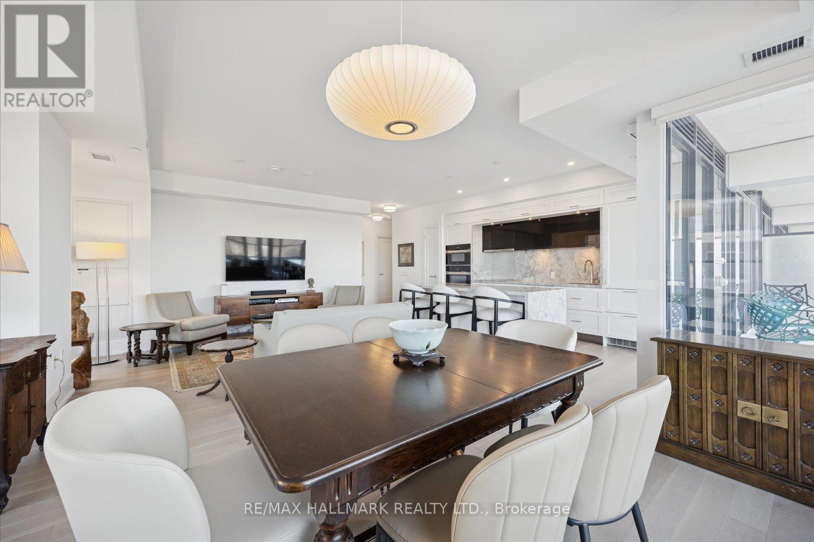 1403 - 10 Inn On The Park Drive, Toronto, Ontario  M3C 0P9 - Photo 24 - C12799240