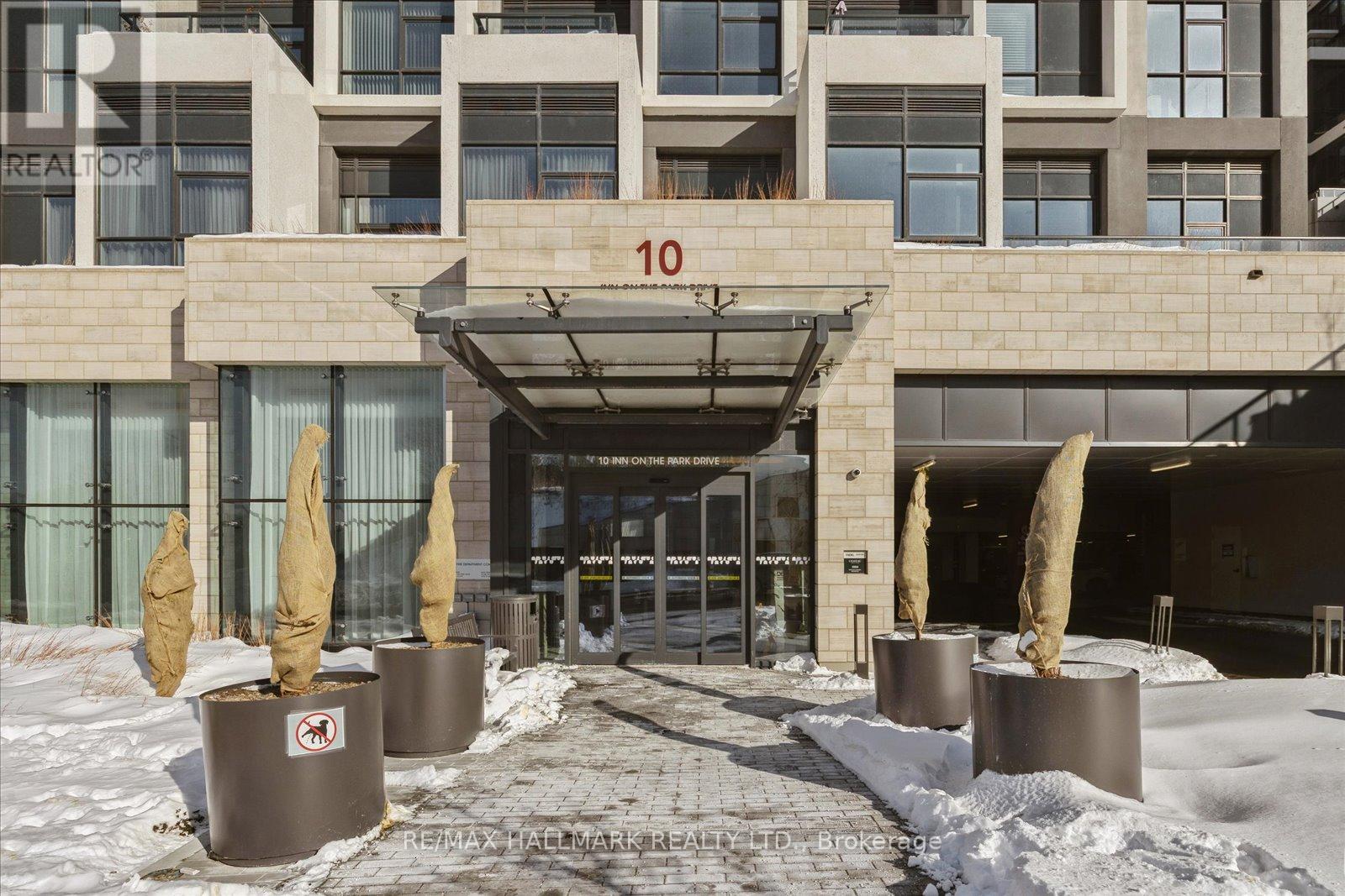 1403 - 10 Inn On The Park Drive, Toronto, Ontario  M3C 0P9 - Photo 6 - C12799240