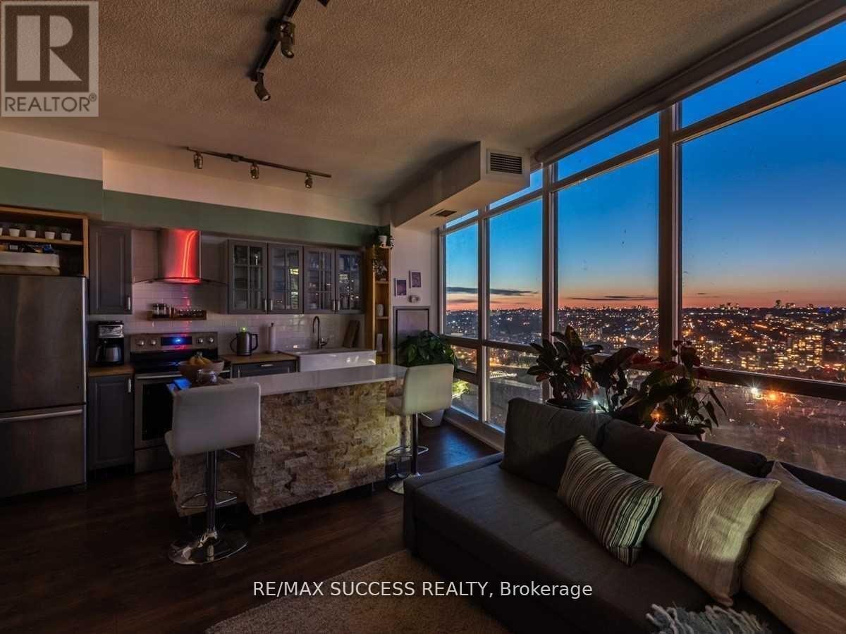 3211 - 215 Fort York Boulevard, Toronto, Ontario  M5V 4A2 - Photo 11 - C12799310