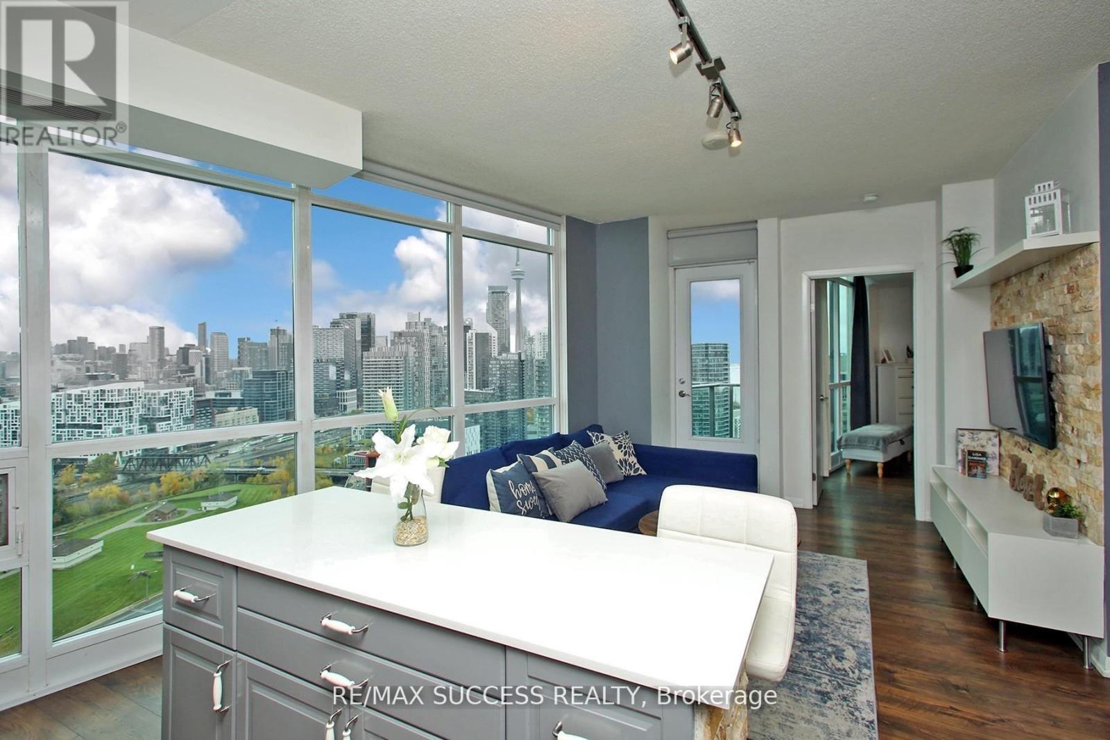 3211 - 215 Fort York Boulevard, Toronto, Ontario  M5V 4A2 - Photo 6 - C12799310