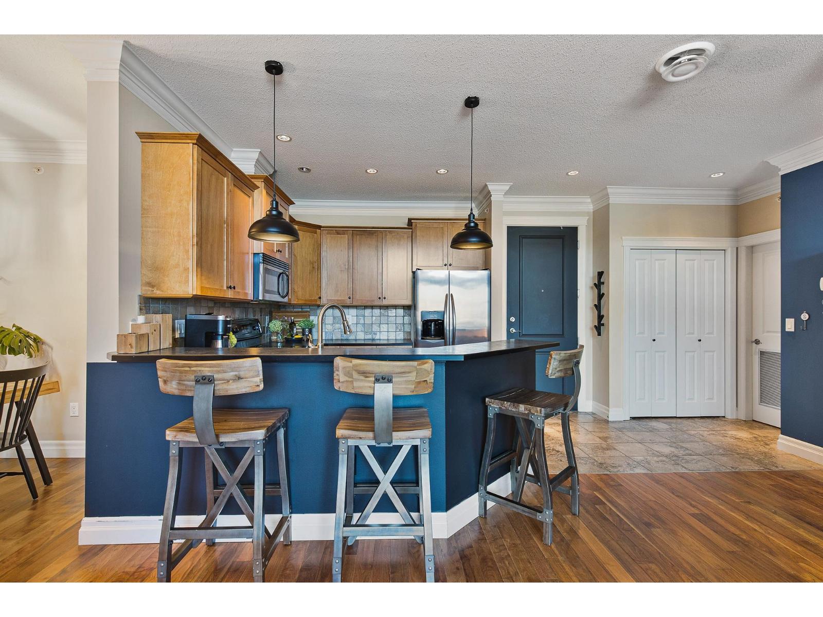 408b 45595 Tamihi Way, Garrison Crossing, Chilliwack, British Columbia  V2R 0G3 - Photo 10 - R3091166