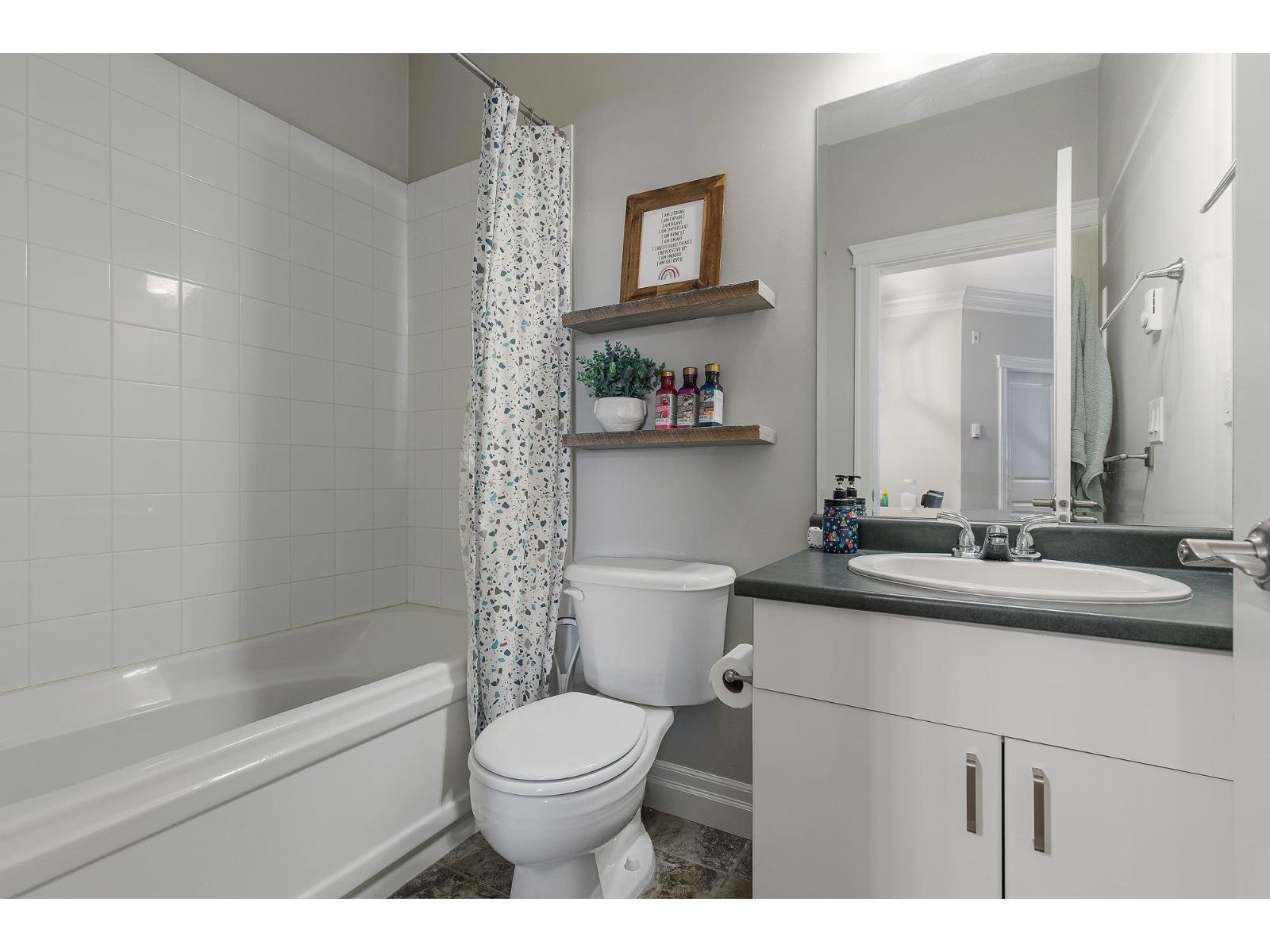 408b 45595 Tamihi Way, Garrison Crossing, Chilliwack, British Columbia  V2R 0G3 - Photo 31 - R3091166