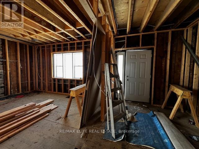 9861 Leslie Street, Richmond Hill, Ontario  L4B 3Y4 - Photo 12 - N12799290