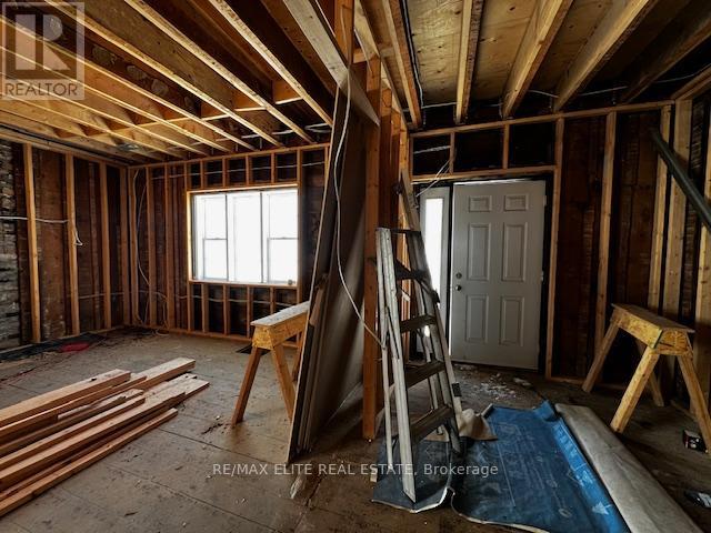 9861 Leslie Street, Richmond Hill, Ontario  L4B 3Y4 - Photo 9 - N12799290