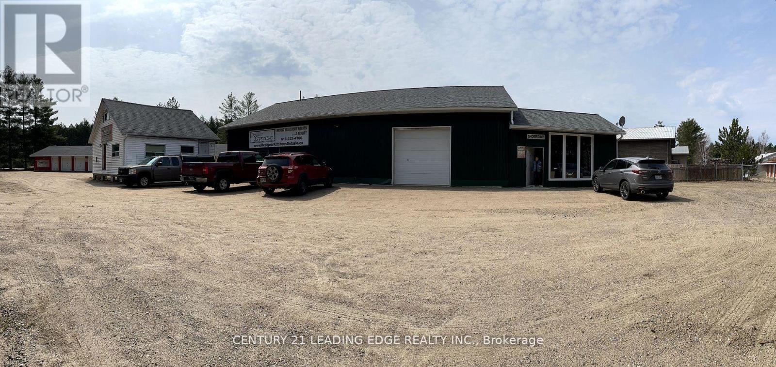 159 Y ROAD, Hastings Highlands, Ontario