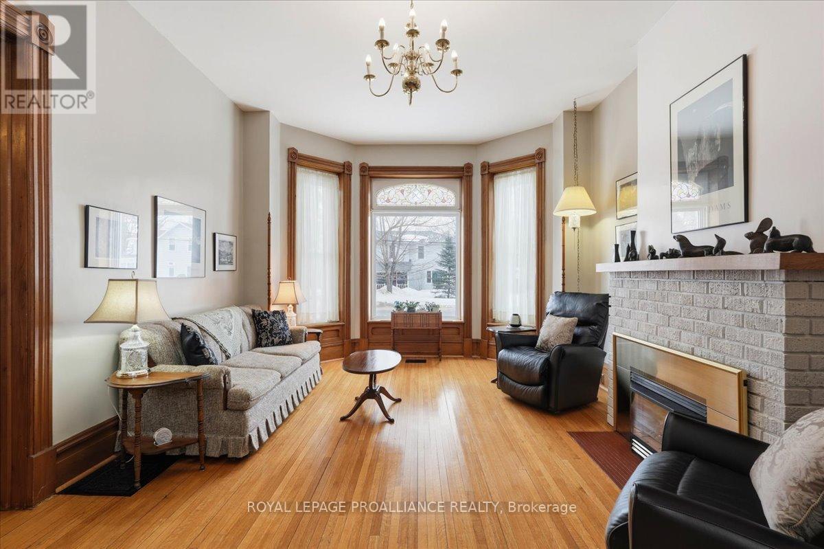 246 Colborne Street, Tweed, Ontario  K0K 3J0 - Photo 9 - X12798478