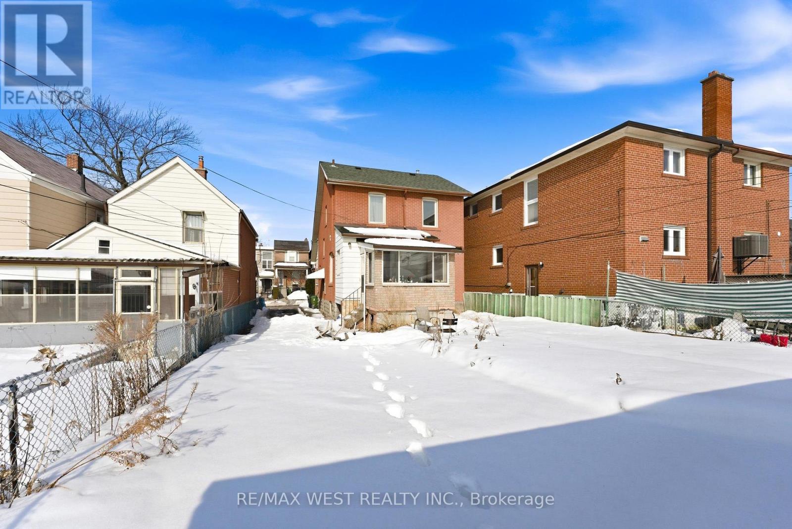 151 Ascot Avenue, Toronto, Ontario  M6E 1G5 - Photo 40 - W12799232