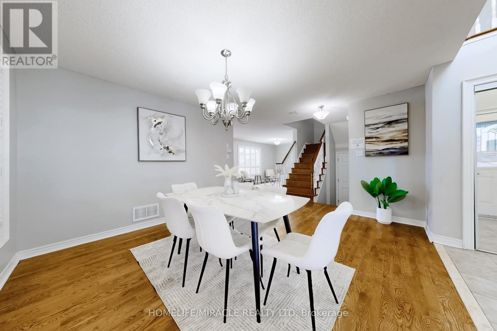 1012 Gordon Heights, Milton, Ontario  L9T 5S9 - Photo 10 - W12799256