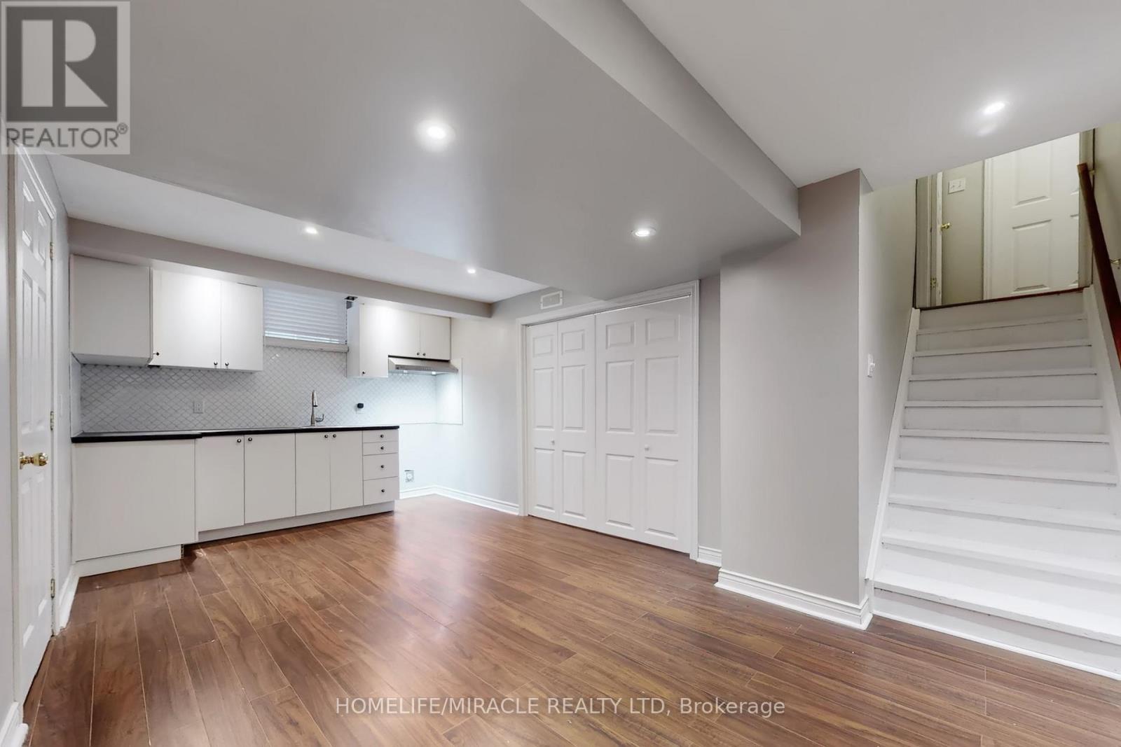 1012 Gordon Heights, Milton, Ontario  L9T 5S9 - Photo 33 - W12799256