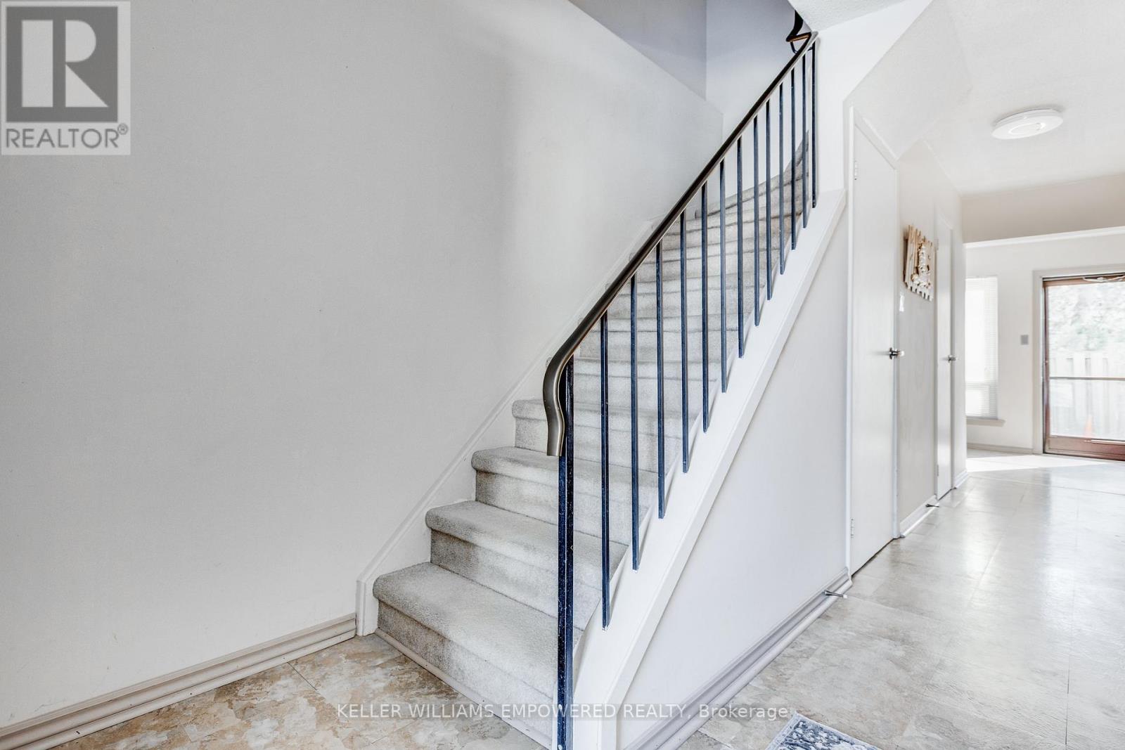 57 Mcmullen Crescent, Brampton, Ontario  L6S 3M2 - Photo 11 - W12799294