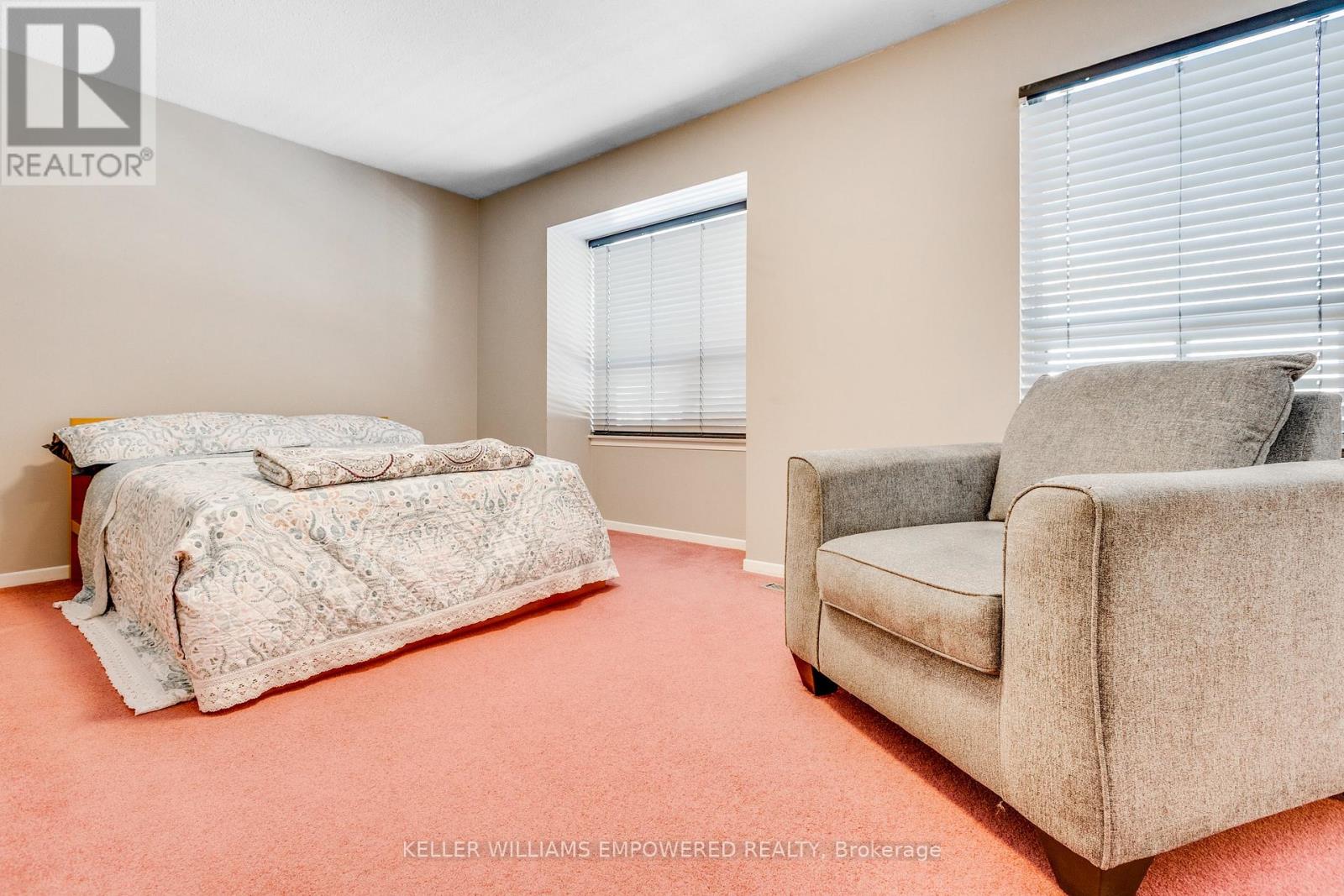 57 Mcmullen Crescent, Brampton, Ontario  L6S 3M2 - Photo 13 - W12799294