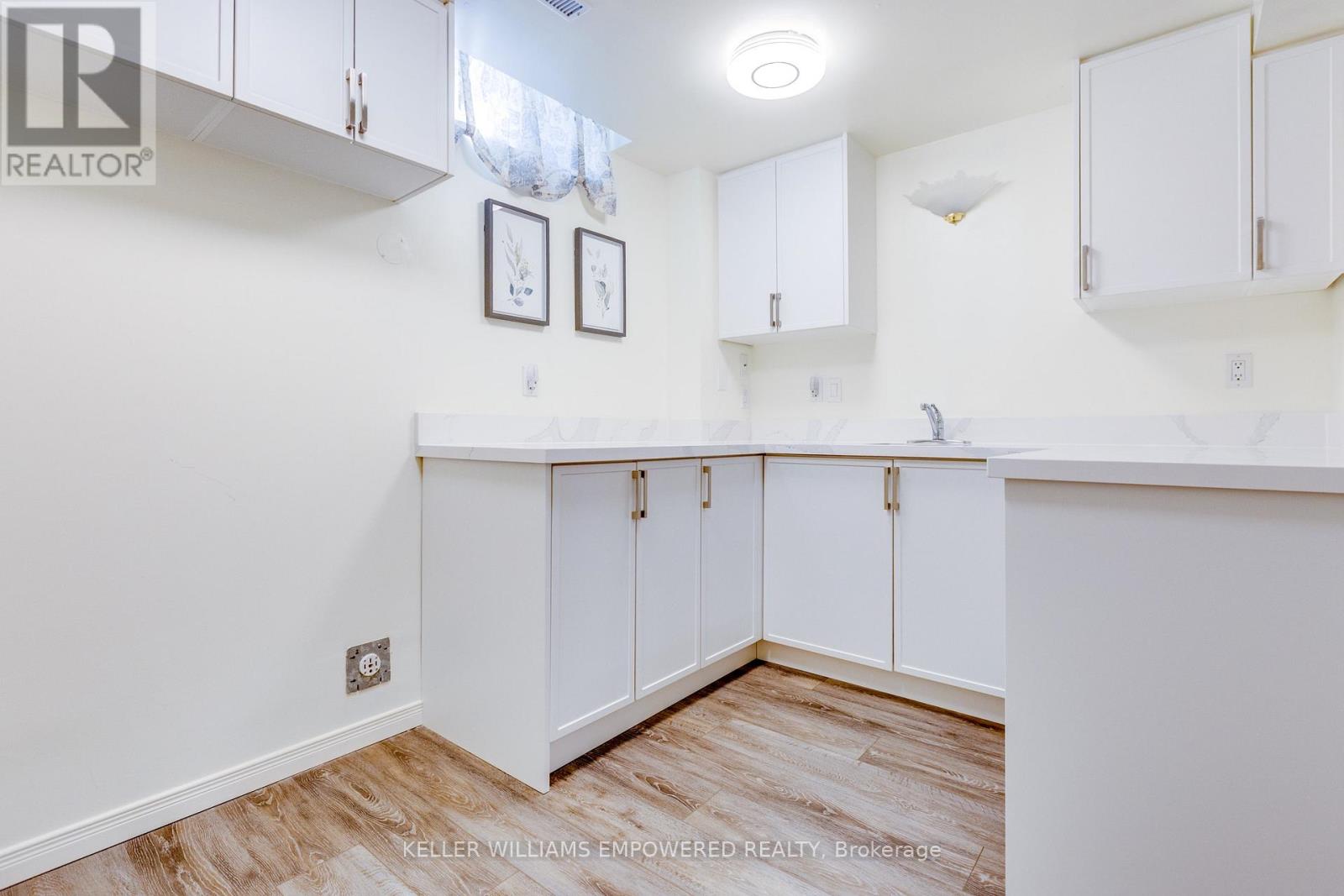 57 Mcmullen Crescent, Brampton, Ontario  L6S 3M2 - Photo 21 - W12799294