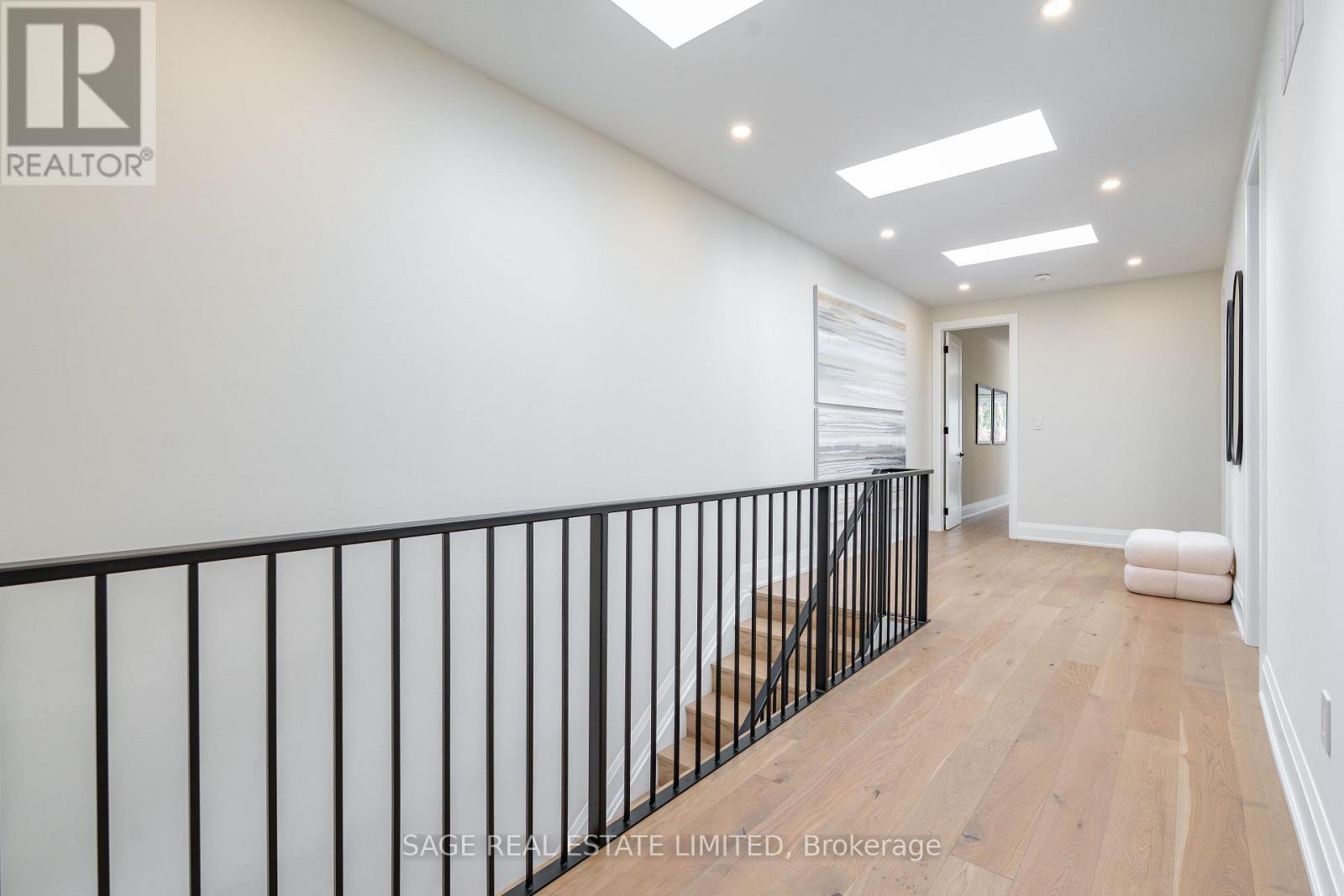 10 Brant Avenue, Mississauga, Ontario  L5G 3N8 - Photo 18 - W12799314