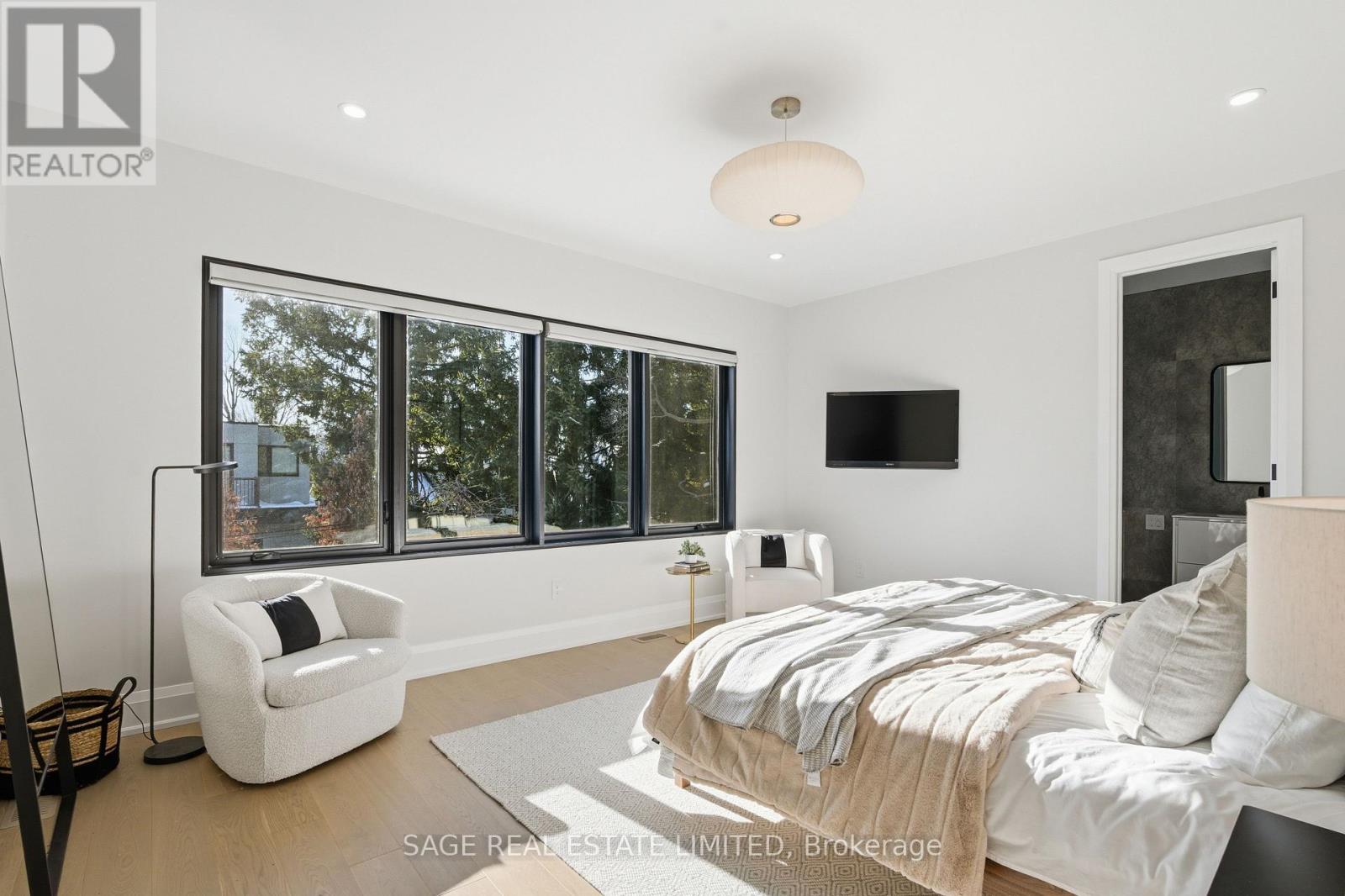 10 Brant Avenue, Mississauga, Ontario  L5G 3N8 - Photo 19 - W12799314