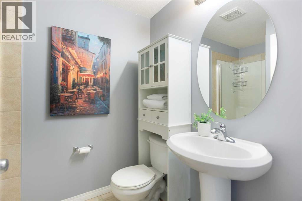 404, 703 Luxstone Square Sw, Airdrie, Alberta  T4B 0A3 - Photo 27 - A2287097