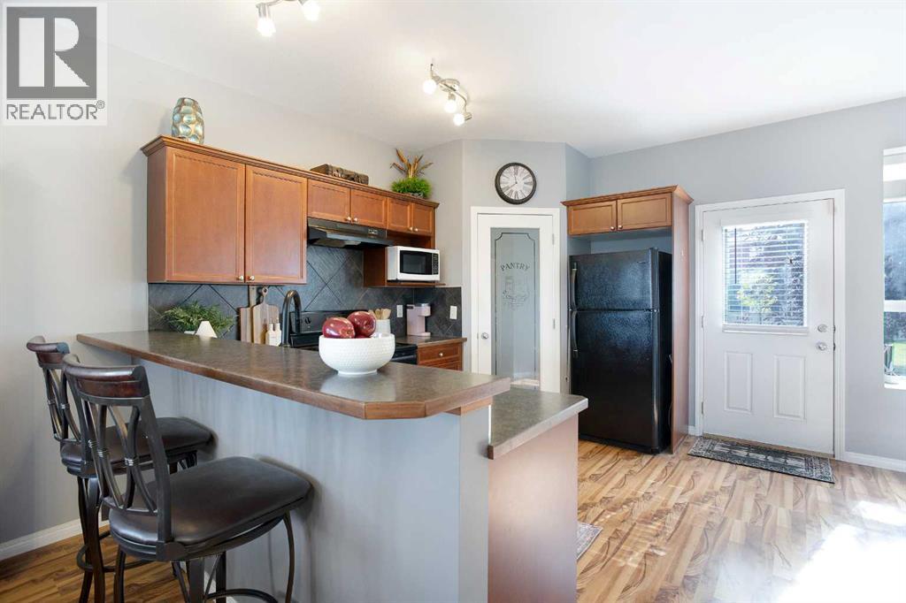 404, 703 Luxstone Square Sw, Airdrie, Alberta  T4B 0A3 - Photo 10 - A2287097