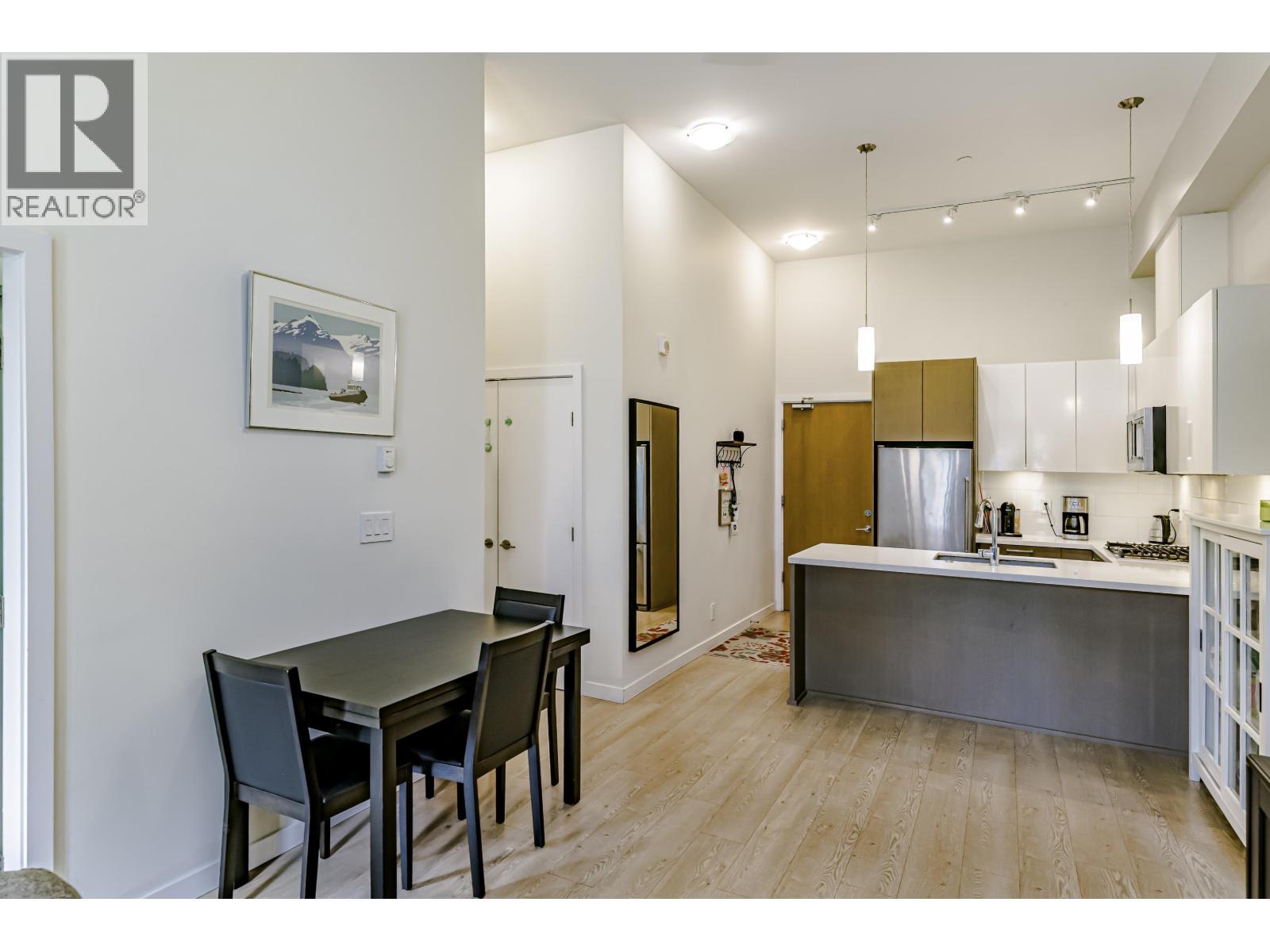 102 28 E Royal Avenue, New Westminster, British Columbia  V3L 0B7 - Photo 9 - R3091051