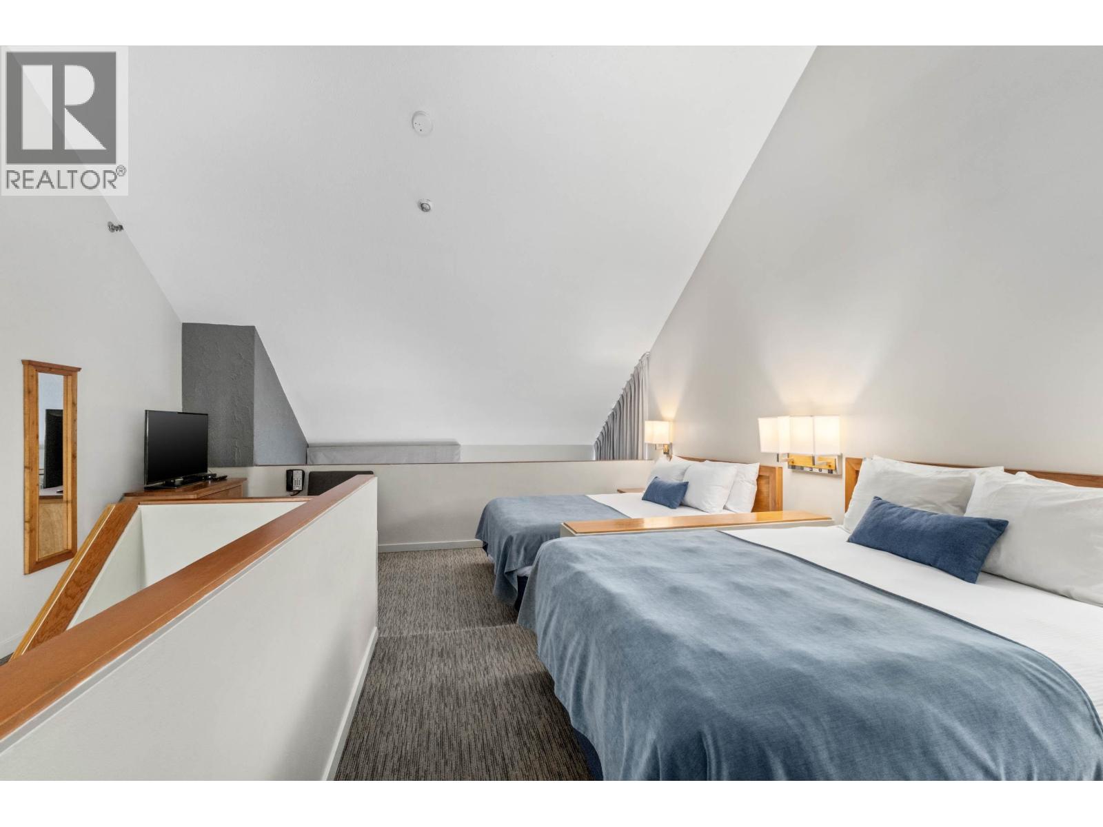 202 4420 Sundial Place, Whistler, British Columbia  V8E 1G8 - Photo 10 - R3061935