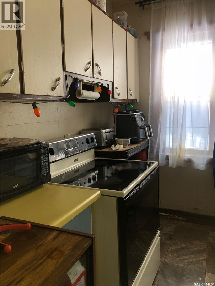 351 Wallace Street, Kamsack, Saskatchewan  S0A 1S0 - Photo 8 - SK028810