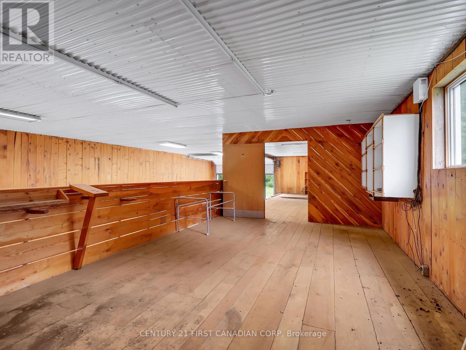 13660 Longwoods Road, Chatham-Kent, Ontario  N0P 2K0 - Photo 41 - X12797256