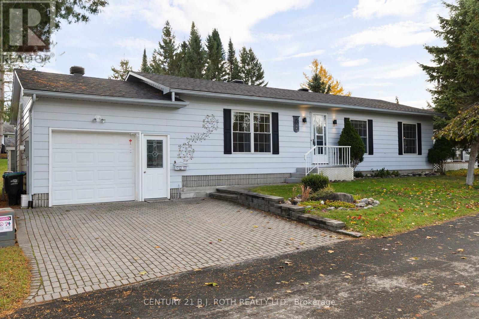 60 Tamarack Drive, Oro-Medonte, Ontario  L0L 1T0 - Photo 37 - S12530722