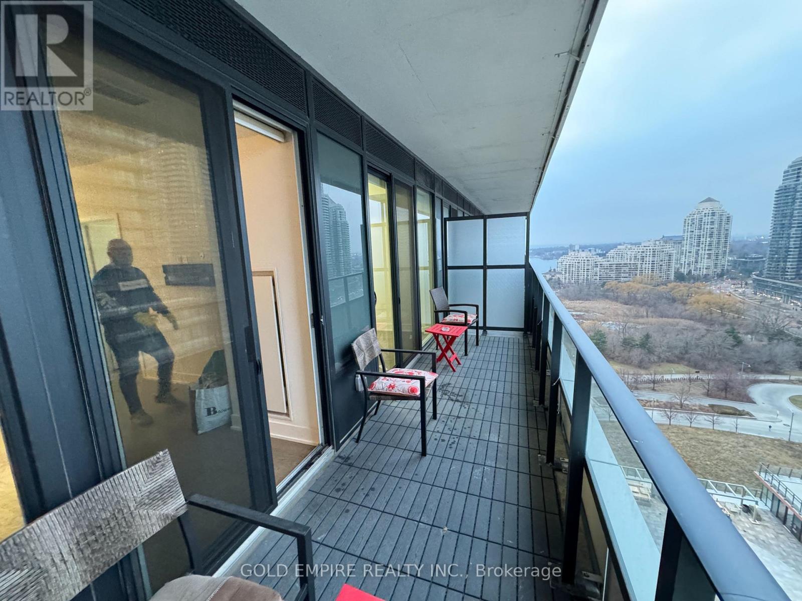 1603 - 20 Shore Breeze Drive, Toronto, Ontario  M8V 0C7 - Photo 8 - W12799324