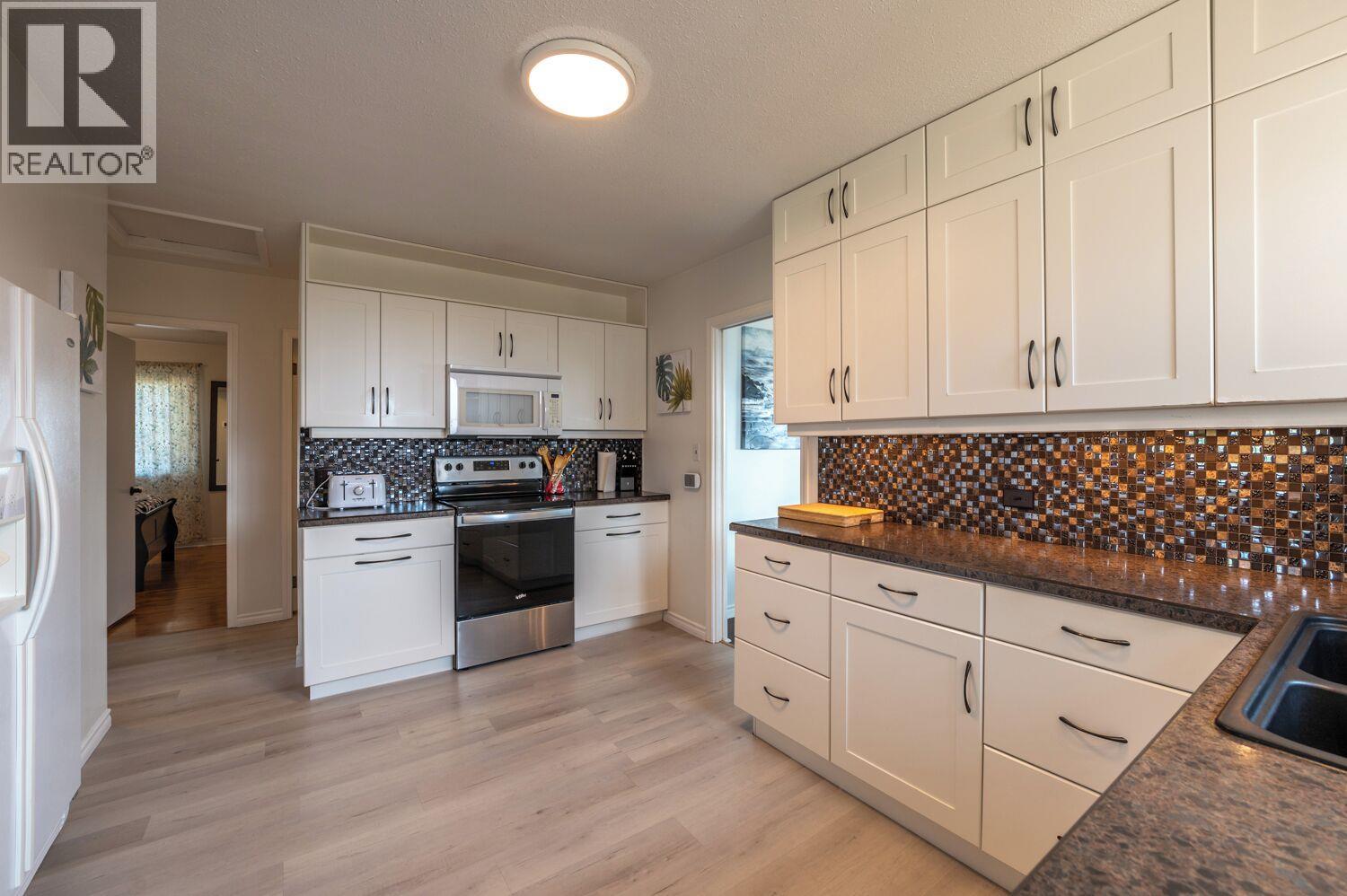 168 LOWER BENCH Road Penticton Photo 2