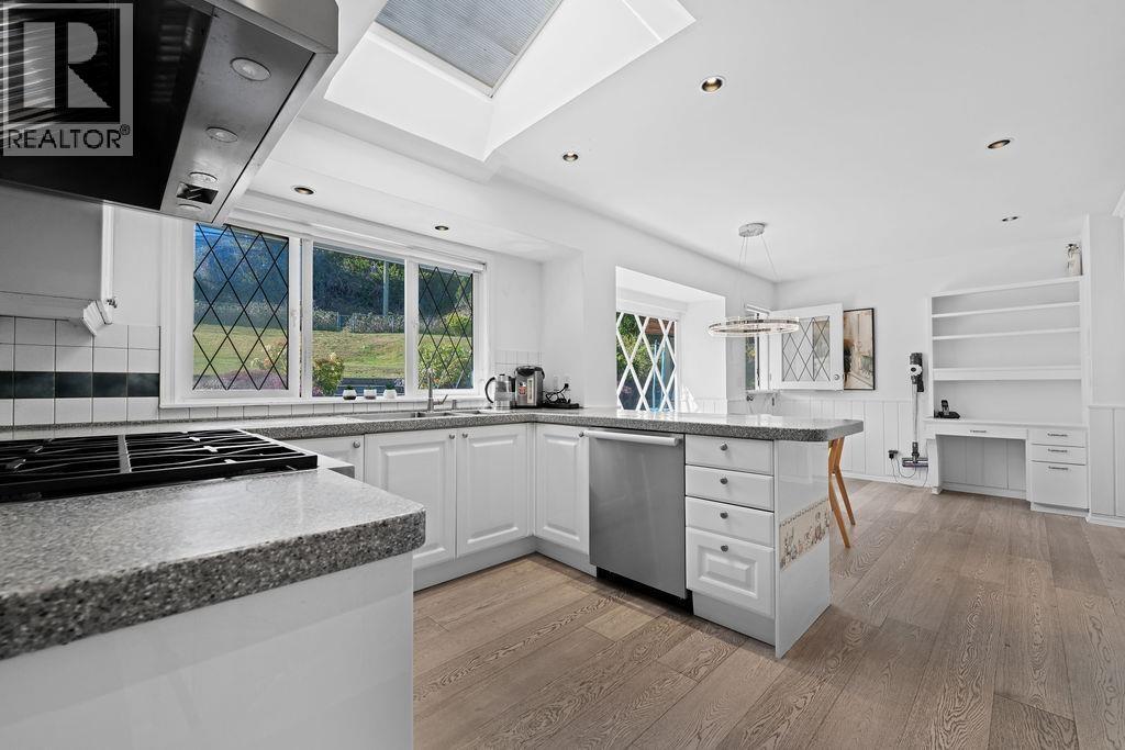 685 King Georges Way, West Vancouver, British Columbia  V7S 1S2 - Photo 14 - R3091107