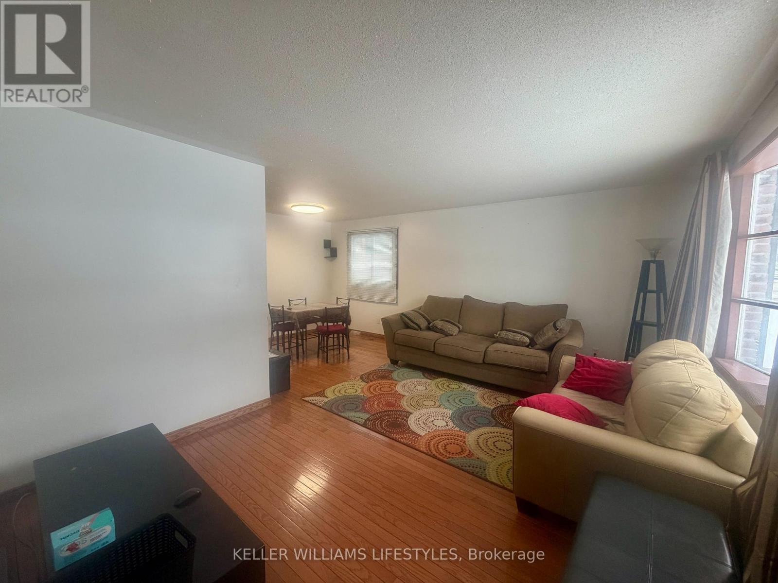 156 Paperbirch Crescent, London North, Ontario  N6G 1L7 - Photo 3 - X12799368