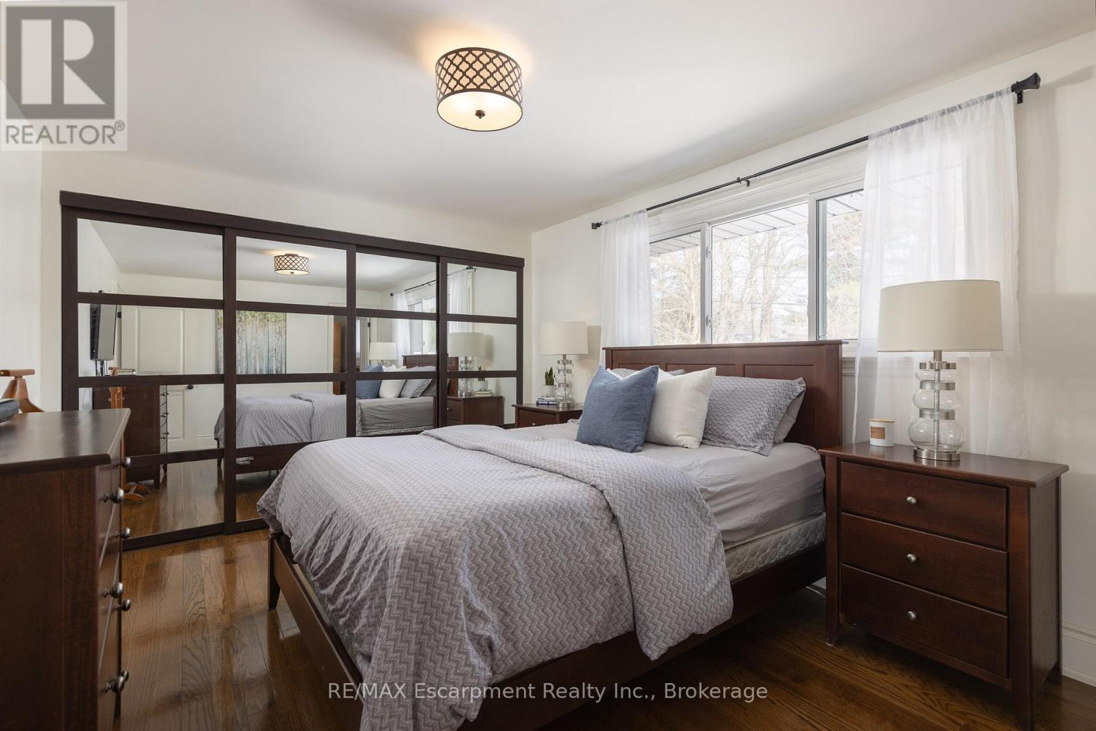 165 Walby Drive, Oakville, Ontario  L6L 4C9 - Photo 17 - W12799510