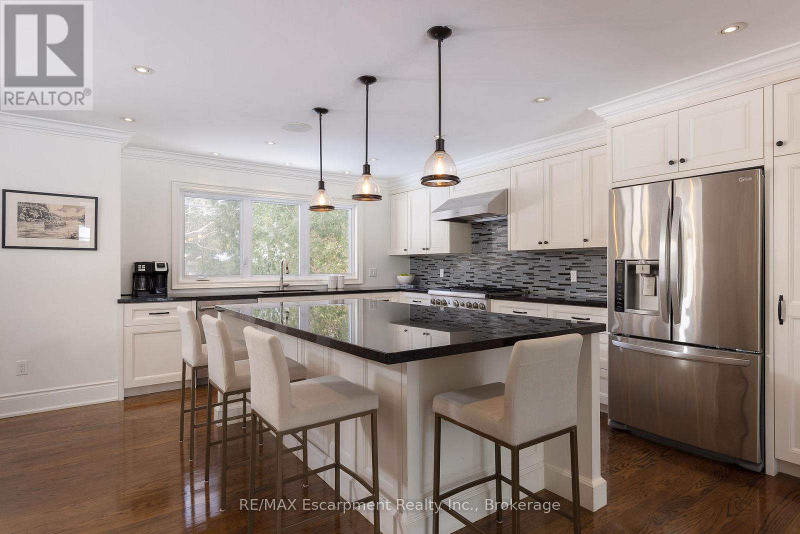 165 Walby Drive, Oakville, Ontario  L6L 4C9 - Photo 10 - W12799510