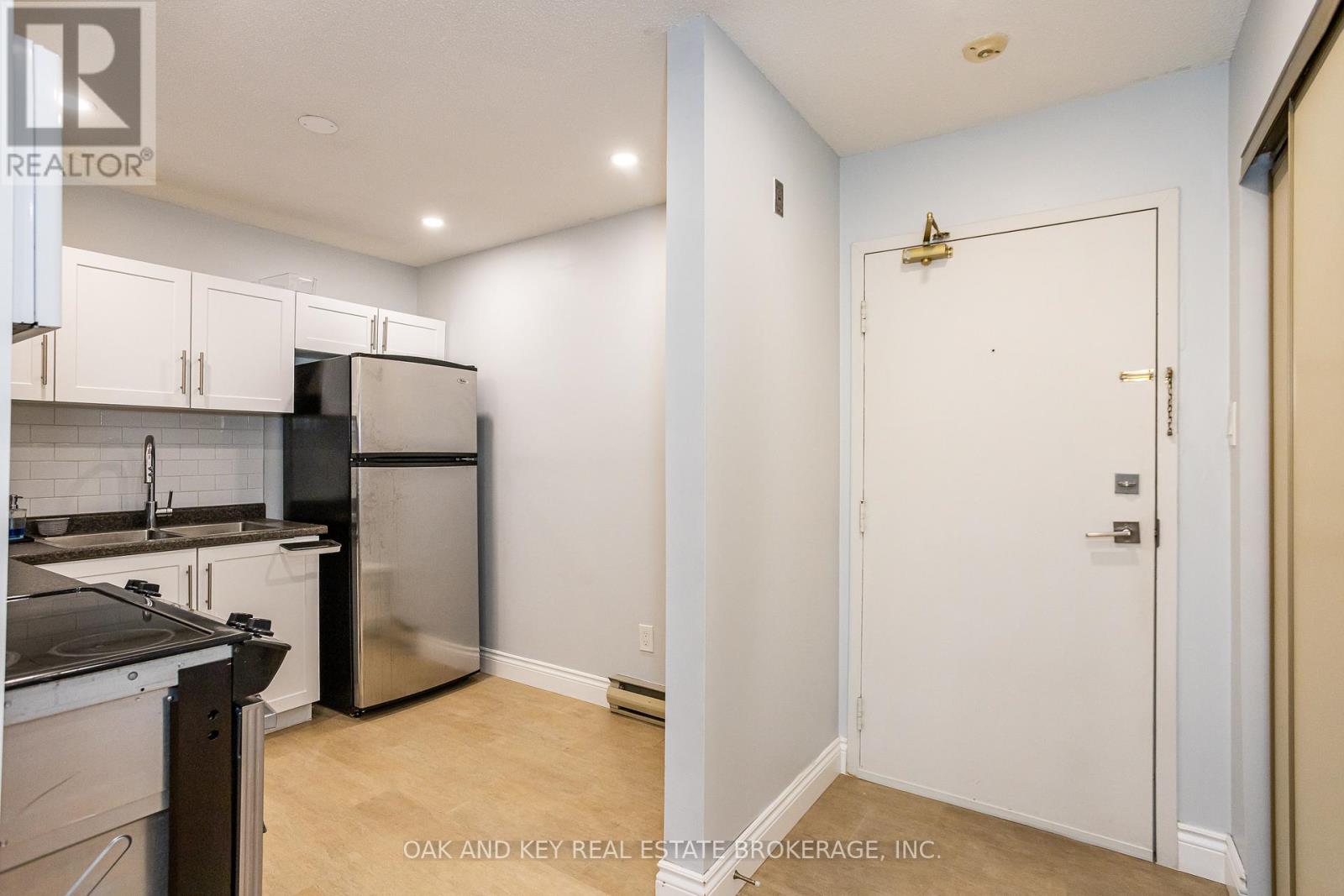 108 - 15 Jacksway Crescent, London North, Ontario  N5X 3T8 - Photo 8 - X12799440