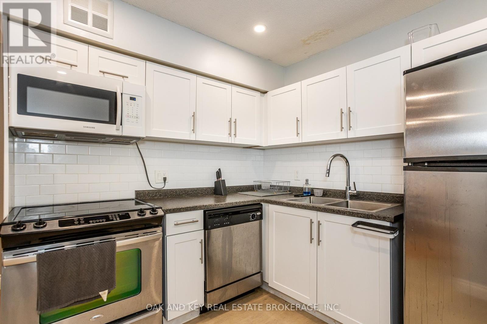 108 - 15 Jacksway Crescent, London North, Ontario  N5X 3T8 - Photo 9 - X12799440